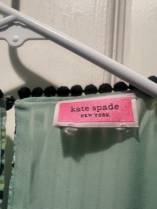 Floral Mint V-Neck Pleated lined Women’s Top - Black Trim - Picture 2 of 9